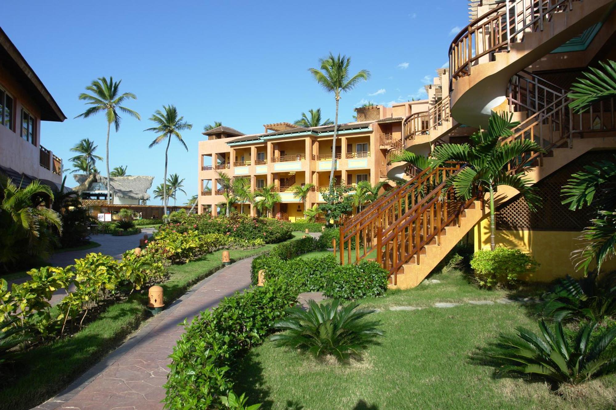Resort Vik Cayena 5*