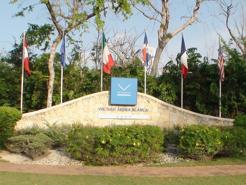 Vik Cayena Resort