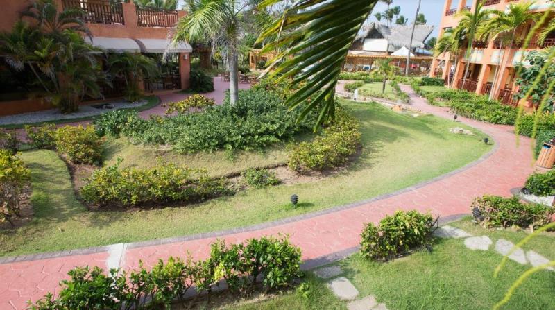Resort Vik Cayena 5*