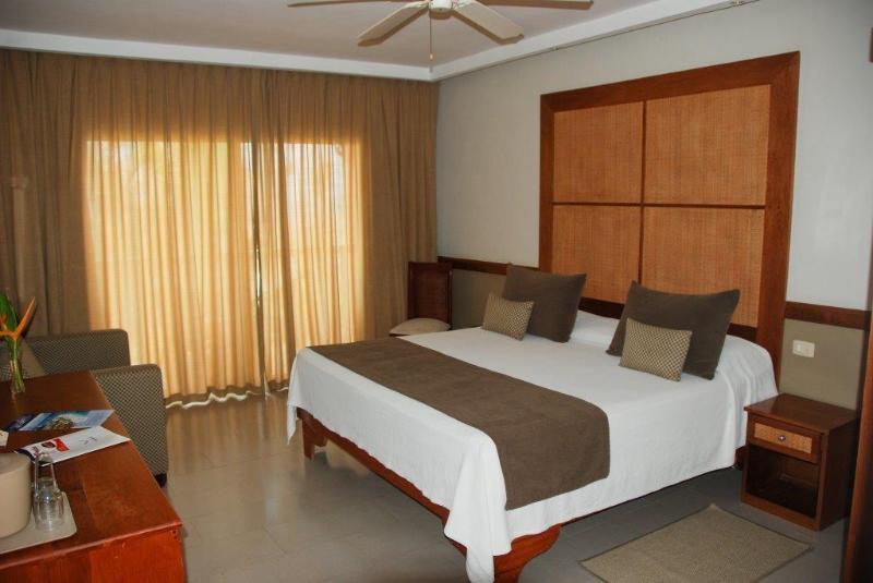 Vik Cayena Resort