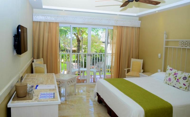 Resort Vik Cayena 5*